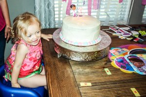 White Almond Sour Cream Cake-0583