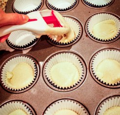 White Chocolate Strawberry Cupcakes-0968