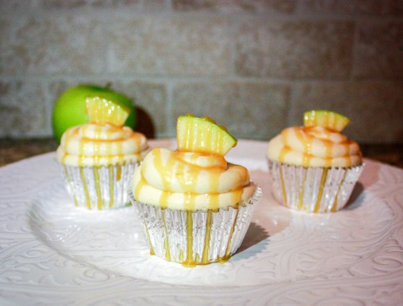 Caramel Apple Cupcakes-6