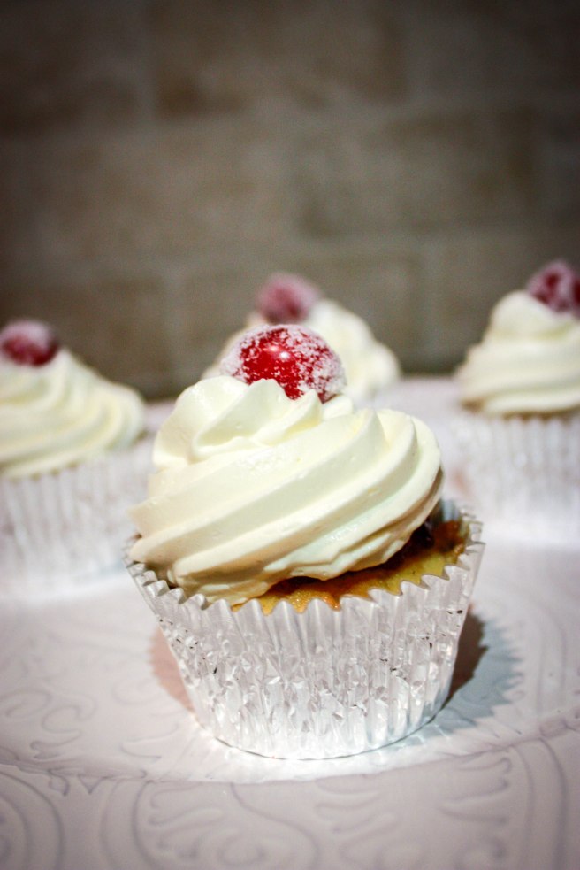 Sparkling Cranberry Cupcakes-2051