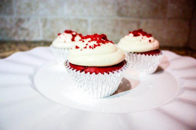 Red Velvet Cupcakes-1940-2